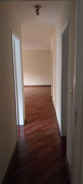 Apartamento para alugar com 3 quartos, 110m² - Foto 21