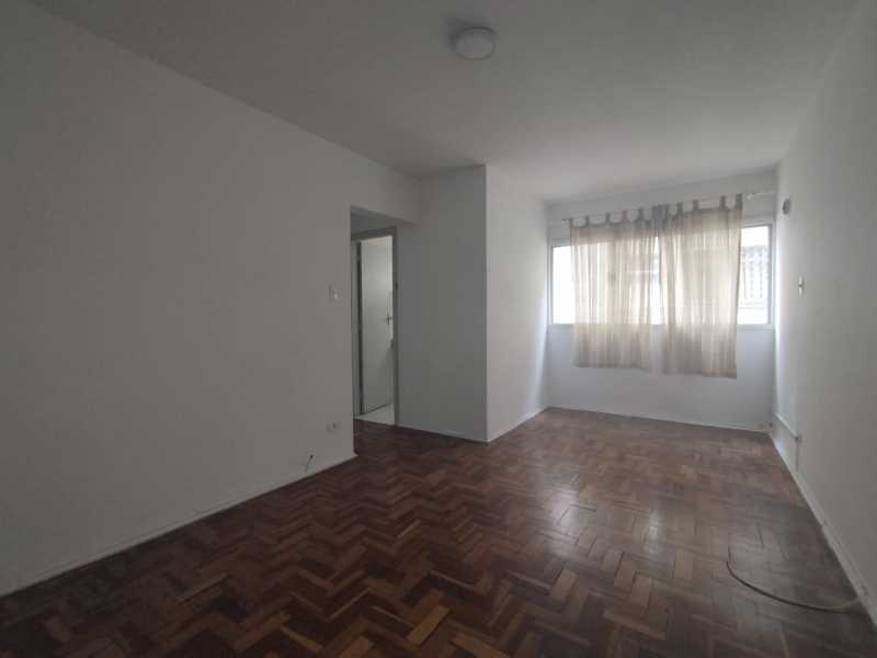 Apartamento para alugar com 1 quarto, 54m² - Foto 1