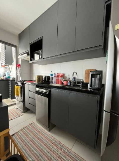 Apartamento à venda com 2 quartos, 69m² - Foto 3