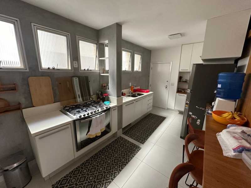 Apartamento à venda com 4 quartos, 147m² - Foto 6