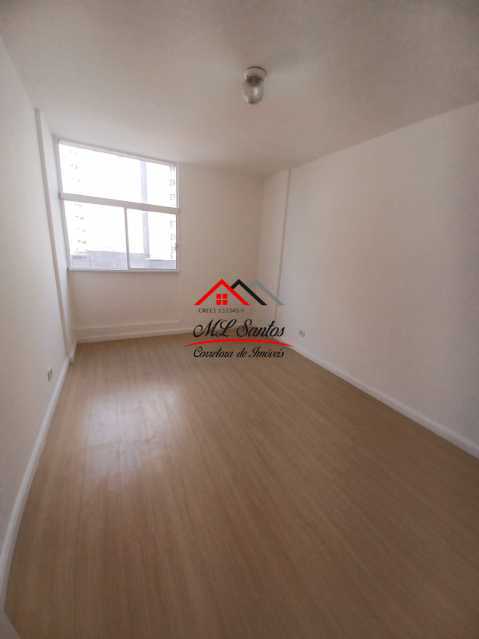 Apartamento à venda com 2 quartos, 40m² - Foto 7