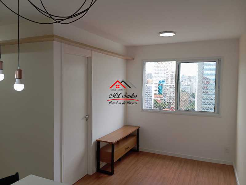 Apartamento à venda com 2 quartos, 37m² - Foto 2
