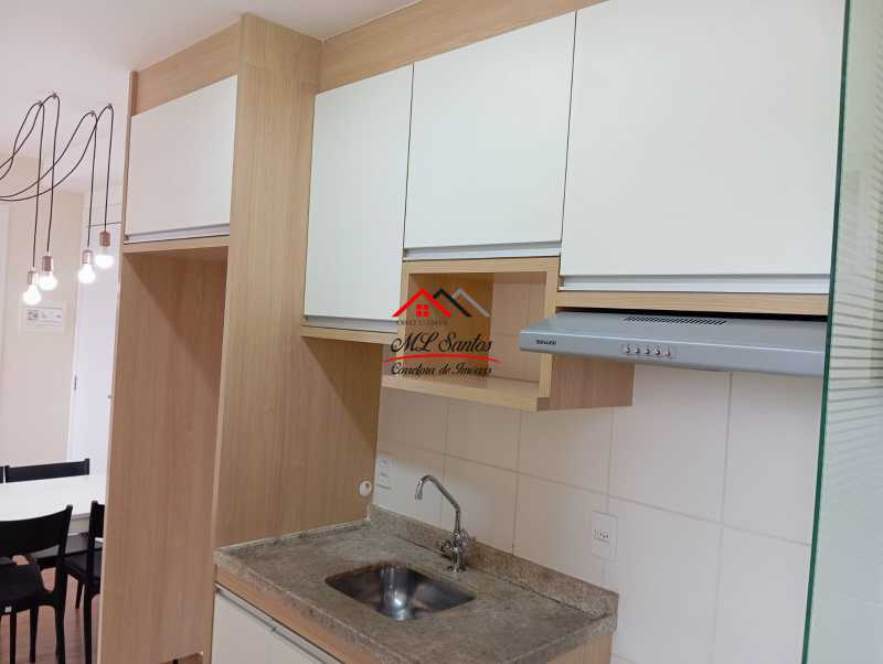 Apartamento à venda com 2 quartos, 37m² - Foto 4