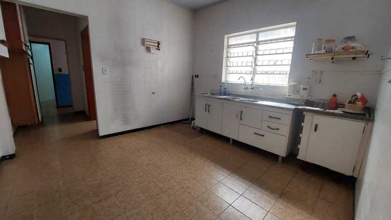 Casa à venda e aluguel com 3 quartos, 120m² - Foto 8