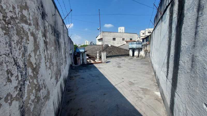 Casa à venda e aluguel com 3 quartos, 120m² - Foto 22