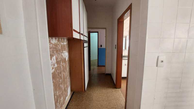 Casa à venda e aluguel com 3 quartos, 120m² - Foto 11