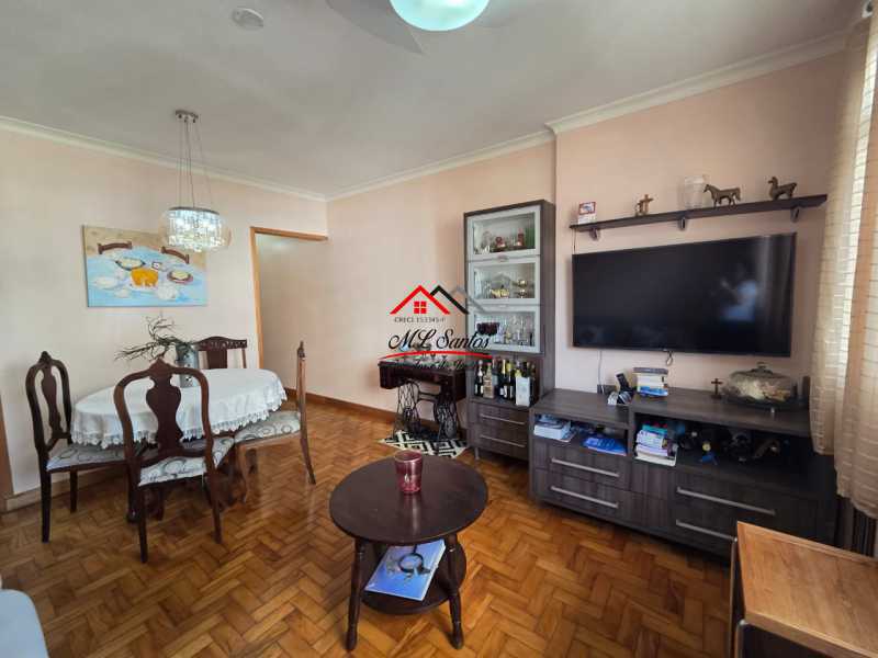 Apartamento à venda com 2 quartos, 70m² - Foto 4