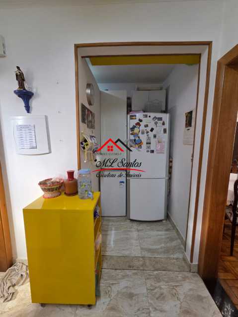 Apartamento à venda com 2 quartos, 70m² - Foto 14