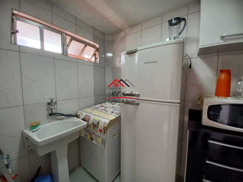 Apartamento à venda com 2 quartos, 40m² - Foto 12