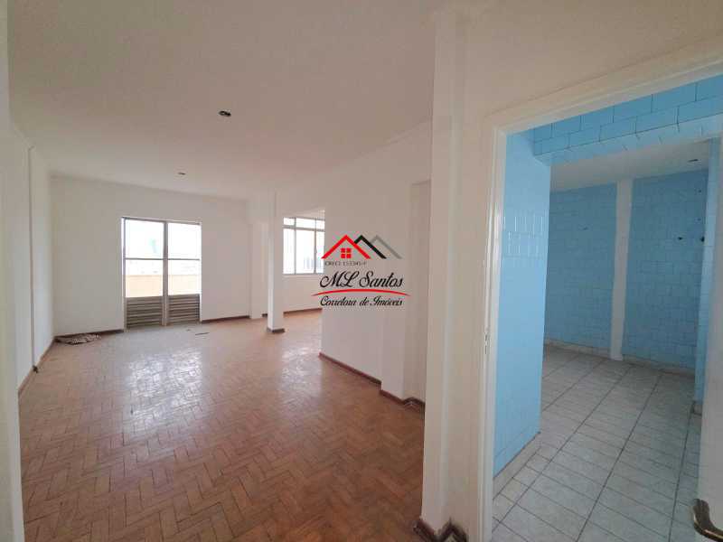 Apartamento à venda com 2 quartos, 150m² - Foto 1