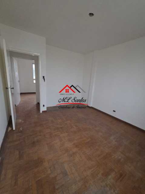 Apartamento à venda com 2 quartos, 150m² - Foto 2