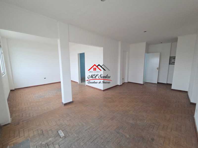 Apartamento à venda com 2 quartos, 150m² - Foto 4