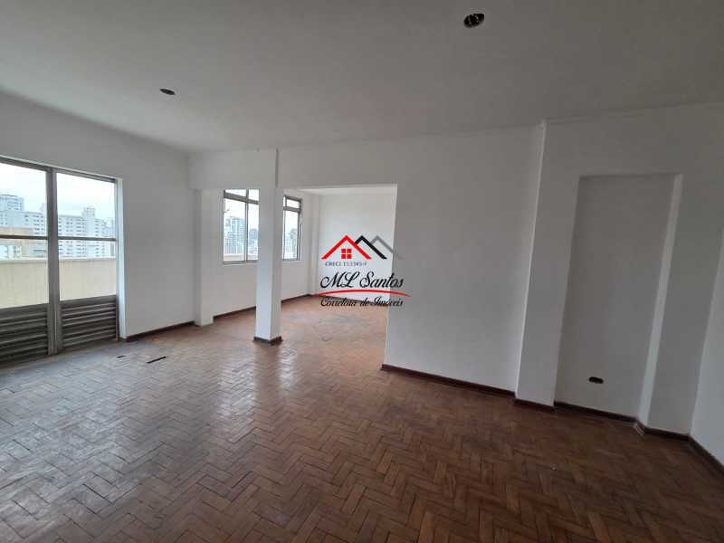 Apartamento à venda com 2 quartos, 150m² - Foto 5