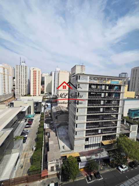 Apartamento à venda com 1 quarto, 35m² - Foto 11