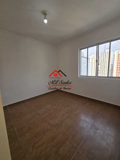 Apartamento à venda com 1 quarto, 35m² - Foto 2