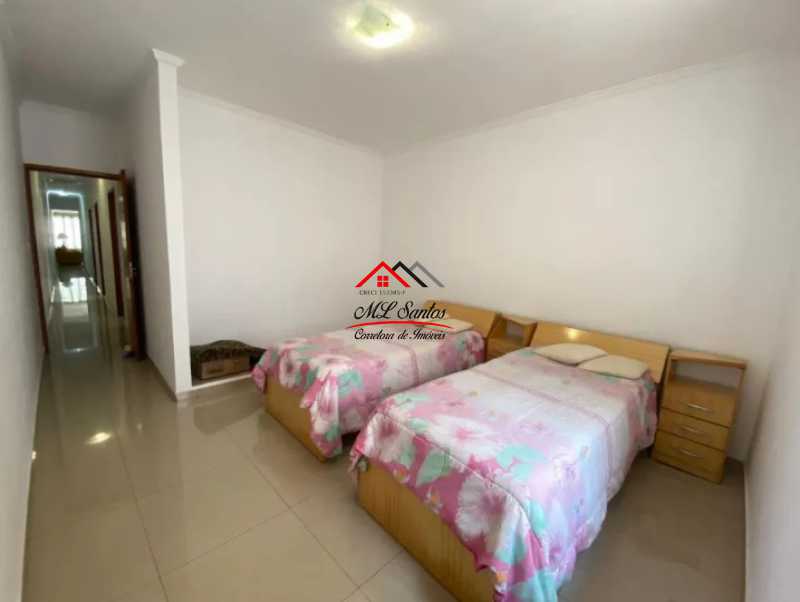 Casa à venda com 3 quartos, 241m² - Foto 9