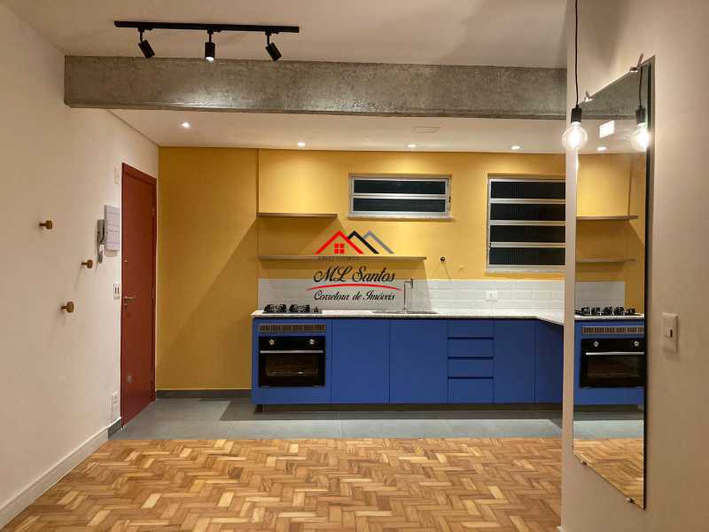 Apartamento à venda com 1 quarto, 42m² - Foto 1