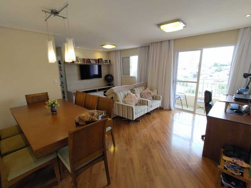 Apartamento à venda com 2 quartos, 70m² - Foto 5