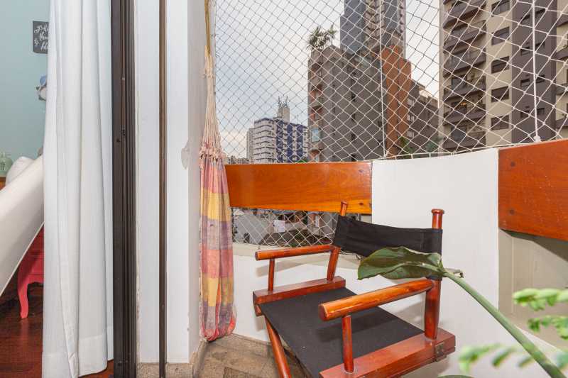 Apartamento à venda com 3 quartos, 184m² - Foto 12