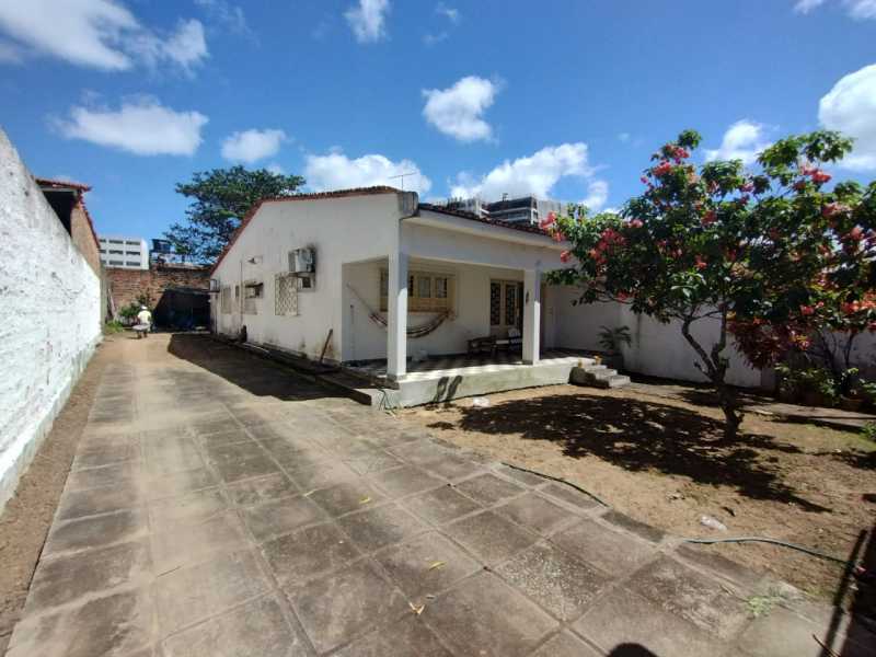 Casa à venda com 3 quartos, 120m² - Foto 2