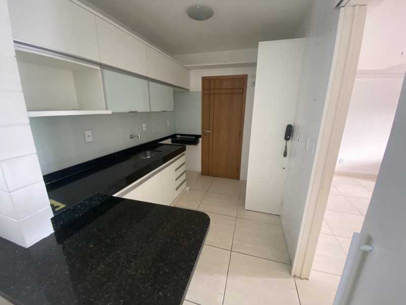 Apartamento à venda com 3 quartos, 92m² - Foto 22