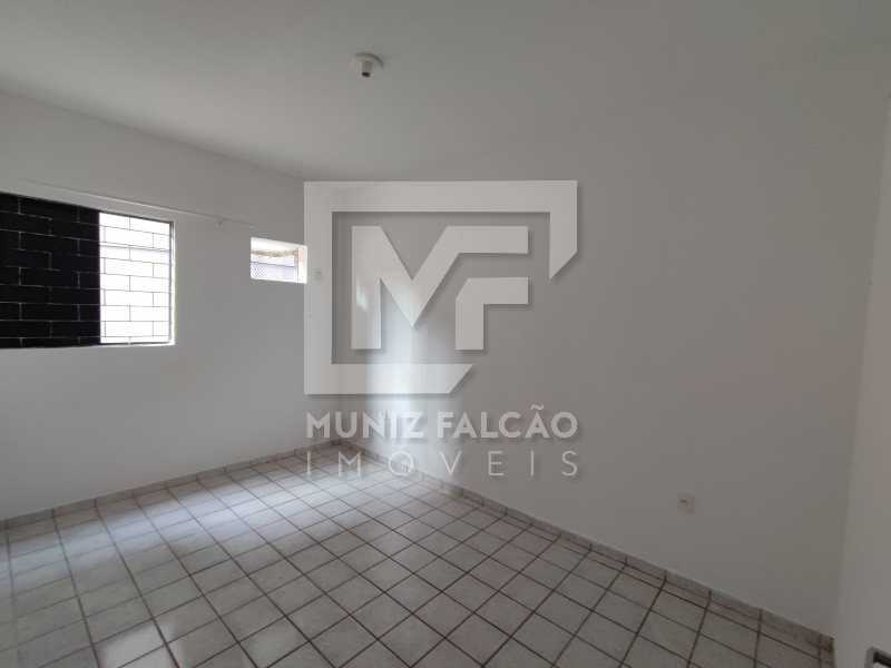 Apartamento à venda com 3 quartos, 90m² - Foto 7