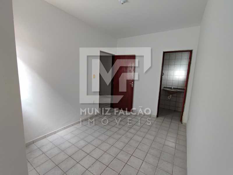 Apartamento à venda com 3 quartos, 90m² - Foto 8