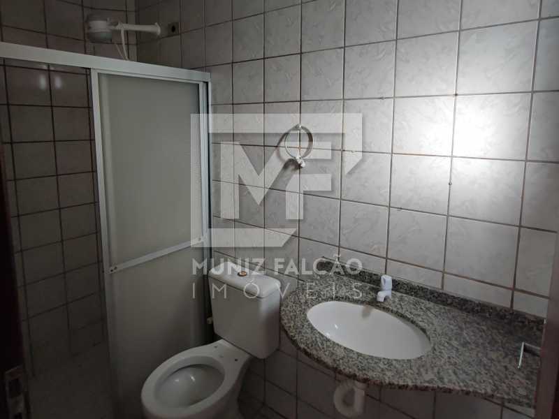 Apartamento à venda com 3 quartos, 90m² - Foto 11