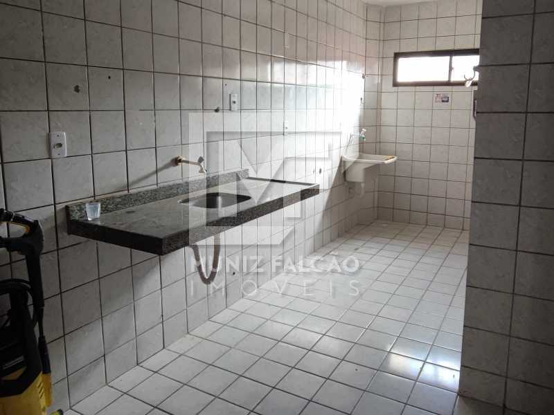 Apartamento à venda com 3 quartos, 90m² - Foto 12