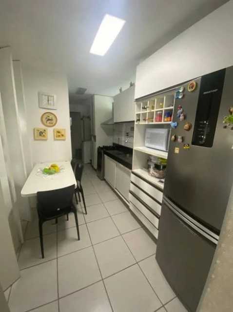 Apartamento à venda com 3 quartos, 99m² - Foto 16