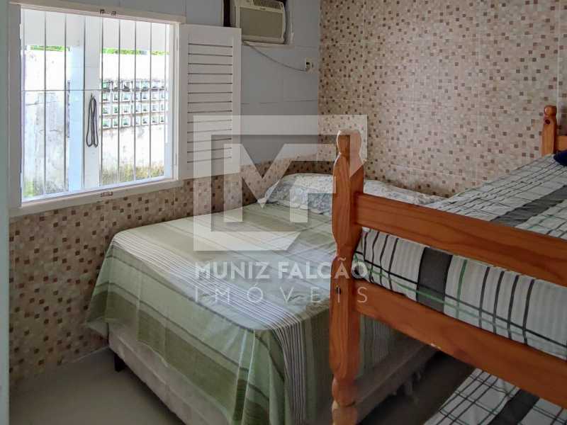 Casa à venda com 4 quartos, 360m² - Foto 11