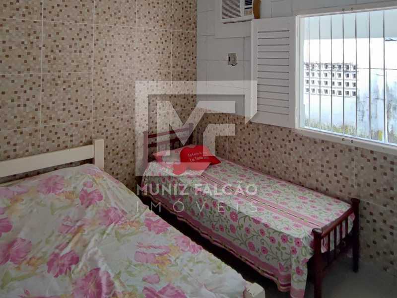 Casa à venda com 4 quartos, 360m² - Foto 12