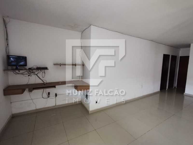 Casa à venda com 3 quartos, 196m² - Foto 12