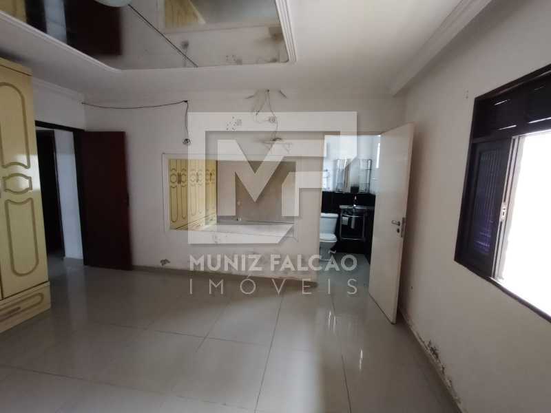 Casa à venda com 3 quartos, 196m² - Foto 16