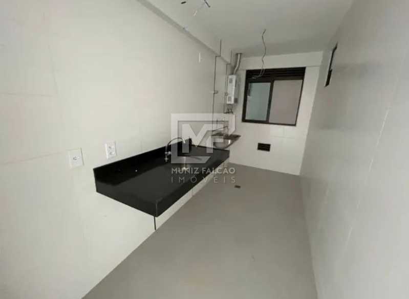 Apartamento à venda com 2 quartos, 56m² - Foto 18