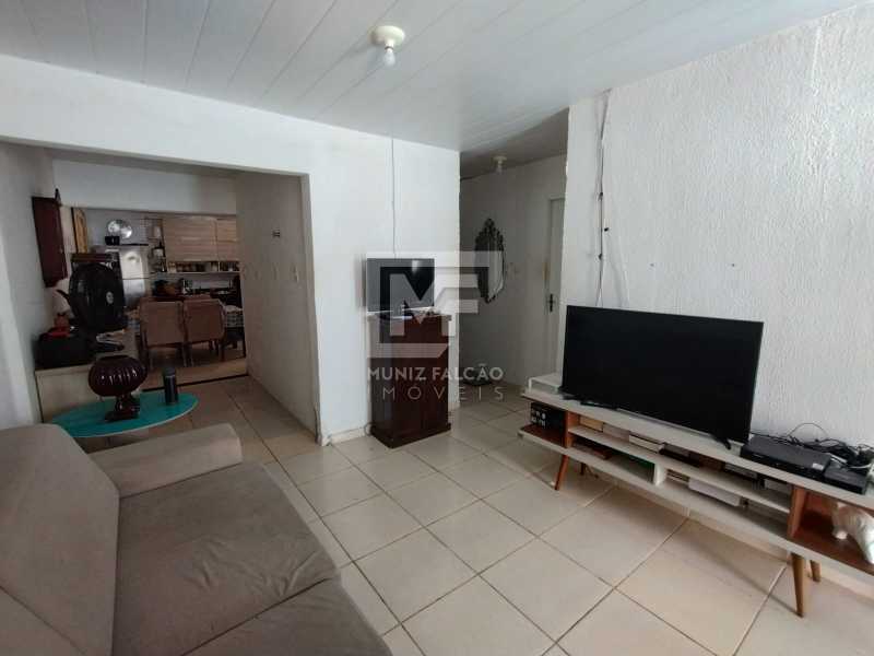 Casa à venda com 3 quartos, 80m² - Foto 5