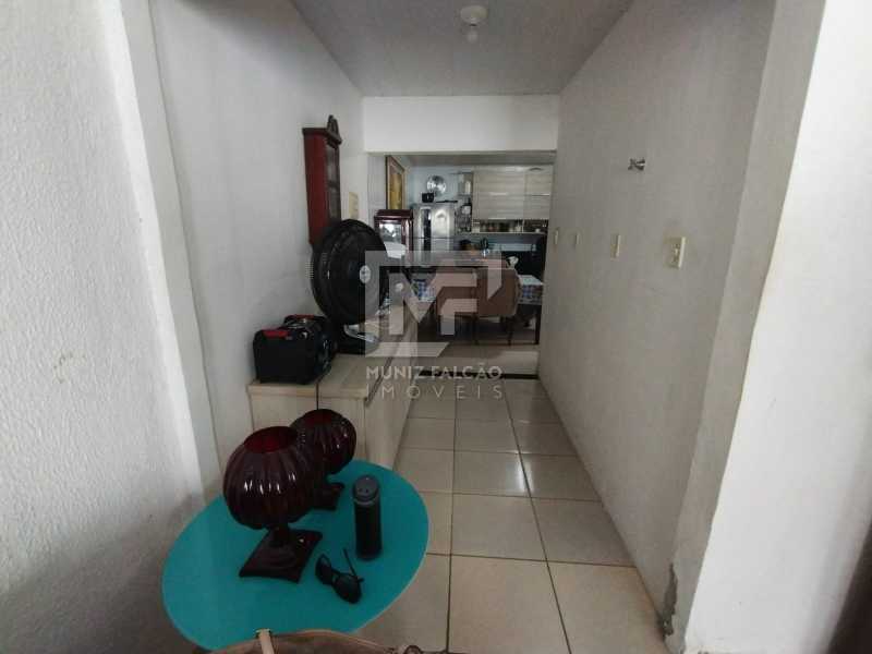 Casa à venda com 3 quartos, 80m² - Foto 9