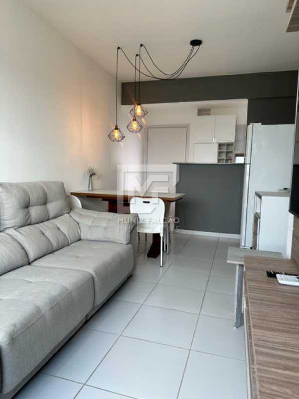 Apartamento à venda com 2 quartos, 52m² - Foto 9