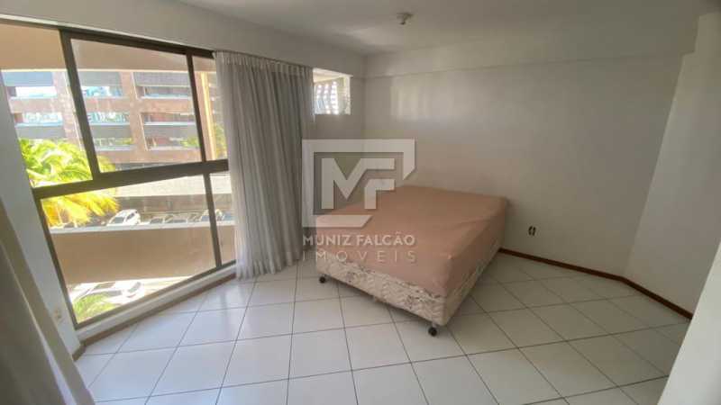 Apartamento para alugar com 1 quarto, 46m² - Foto 12