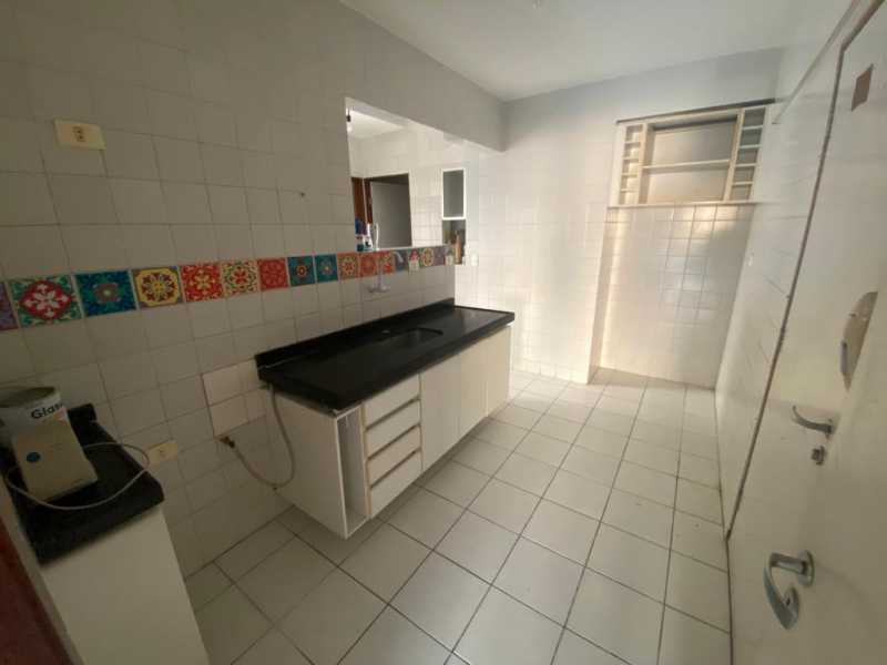 Apartamento à venda com 3 quartos, 92m² - Foto 17