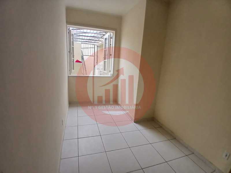 Apartamento para alugar com 3 quartos, 75m² - Foto 11