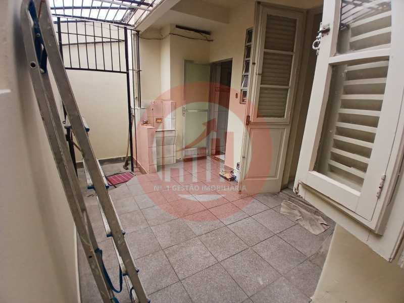 Apartamento para alugar com 3 quartos, 75m² - Foto 19