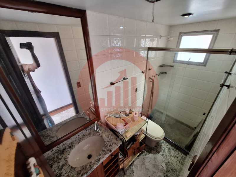 Cobertura à venda e aluguel com 3 quartos, 185m² - Foto 29