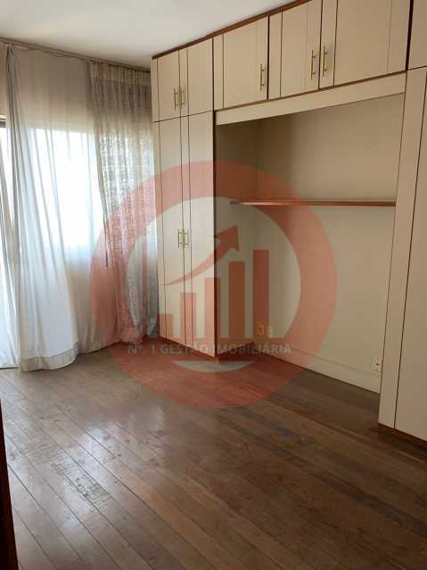 Cobertura à venda com 4 quartos, 212m² - Foto 5