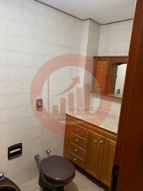 Cobertura à venda com 4 quartos, 212m² - Foto 7