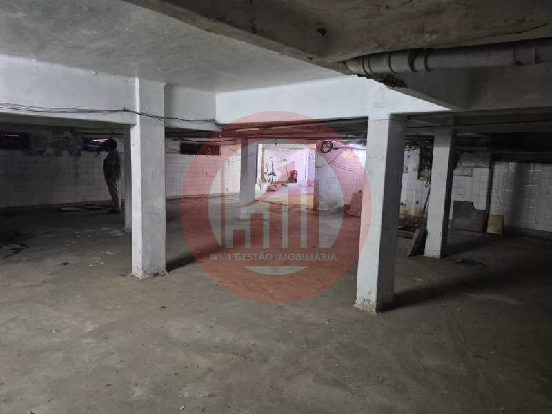 Depósito-Galpão-Armazém à venda e aluguel, 220m² - Foto 1