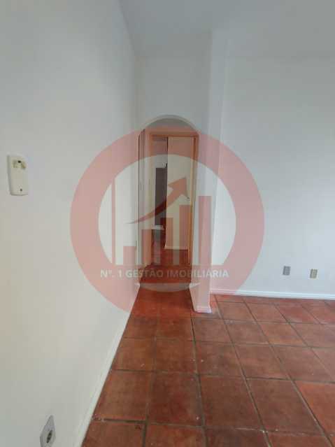 Apartamento à venda com 2 quartos, 60m² - Foto 8