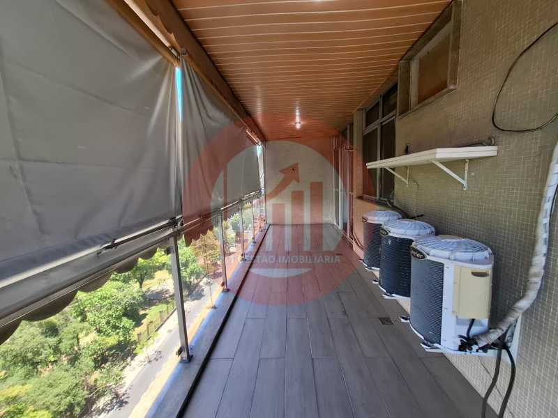 Cobertura, 4 quartos, 214 m² - Foto 23
