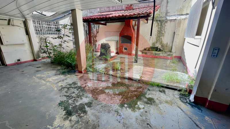 Casa, 7 quartos, 263 m² - Foto 1