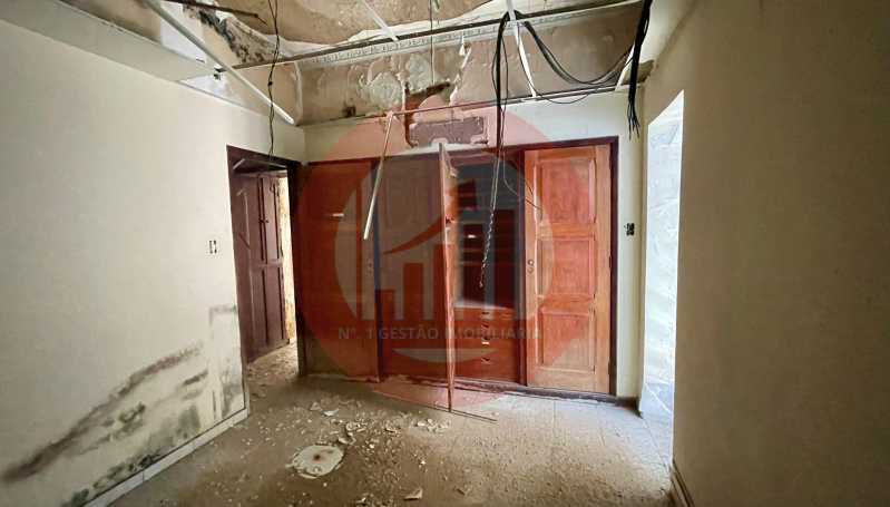 Casa, 7 quartos, 263 m² - Foto 22